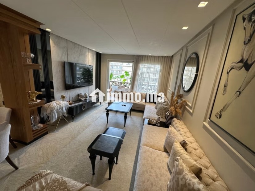 Bel appartement à vendre à Oasis. 3 chambres. Avec ascenseur et terrasse - Vente Immobilier - Casablanca - photo 3