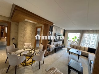 Bel appartement à vendre à Oasis. 3 chambres. Avec ascenseur et terrasse - Appartement à vendre - Casablanca