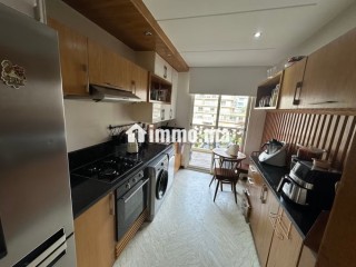 Bel appartement à vendre à Oasis. 3 chambres. Avec ascenseur et terrasse - Appartement à vendre - Casablanca