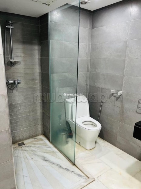 Location d'un appartement à Guéliz. 2 pièces confortables. Antenne parabolique, résidence sécurisée - Vente Immobilier - Marrakech - photo 6
