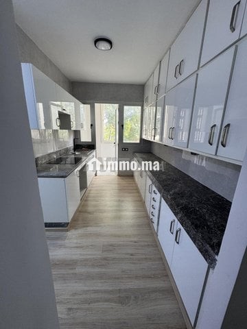 Appartement à louer 165 m² à Rabat - Location Immobilier - Rabat - photo 3