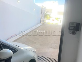 Vente villa de 700 m2 de terrain à 8 minutes du Morocco Mall 4 chambres très spacieuses Cheminée et salon très lumineux - Villa à vendre - Casablanca