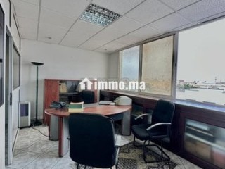 Bureau à vendre sur av. Al Mouqawama - Bureau à vendre - Agadir