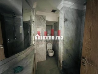 Bel appartement à vendre à Racine. 2 chambres agréables. Garage privé - Appartement à vendre - Casablanca