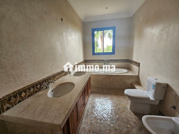 villa-4-chambres-route-de-casa-big-8