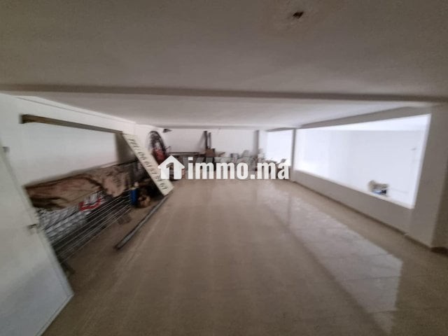 À Vendre – Local pour Dépôt à Khaizourane, Témara - Vente Immobilier - Temara - photo 7