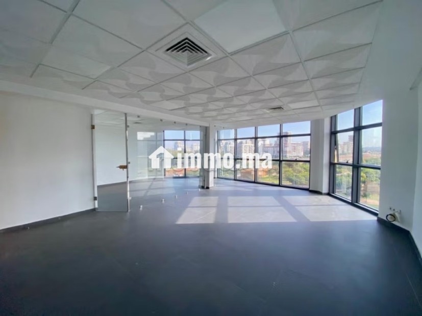 Plateau de bureau 58m anfa park cfc - Location Immobilier - Casablanca - photo 4