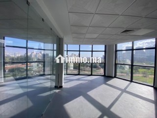Plateau de bureau 58m anfa park cfc - Bureau à louer - Casablanca