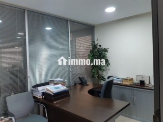 URGENT: Plateau Bureaux à Vendre ou Louer Bd ABDELMOUMEN - Bureau à vendre - Casablanca