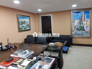 URGENT: Plateau Bureaux à Vendre ou Louer Bd ABDELMOUMEN - Bureau à vendre - Casablanca
