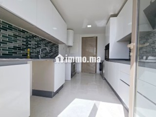 Appartement 120m² vide à ain diab - Appartement à louer - Casablanca