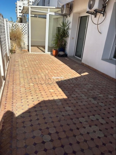 Superbe appartement vide, grande terrasse - Location Immobilier - Casablanca - photo 2