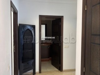 Superbe appartement vide, grande terrasse - Appartement à louer - Casablanca