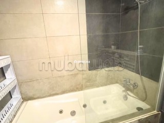 Au calme. Residence securisee la corniche - Appartement à louer - Casablanca