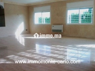 Location d’une villa d’architecte avec piscine à S - Villa à louer - Rabat