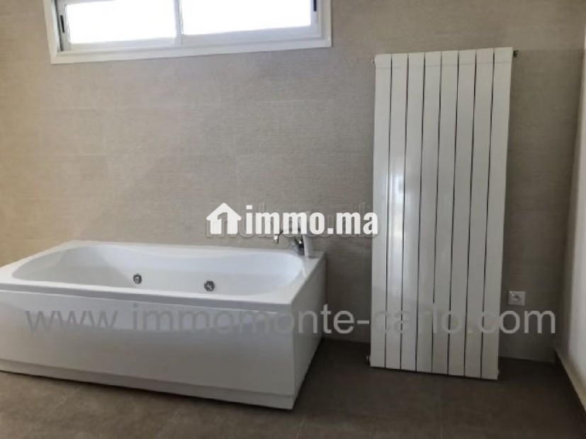A louer Villa haut standing neuve avec piscine - Location Immobilier - Rabat - photo 7
