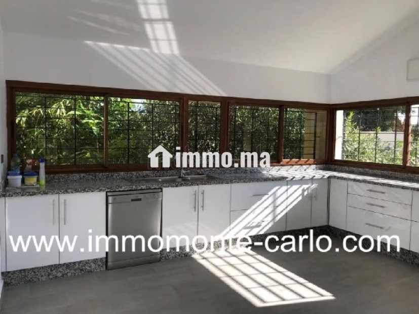 Très jolie villa d’architecte avec piscine à Souis - Location Immobilier - Rabat - photo 2
