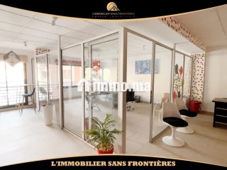 Bureau Moderne à Louer, 128 m² à Bd Abdelkrim El khattabi - Bureau à louer - Marrakech