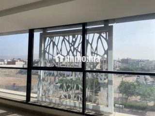 Plateau de bureau de 56m² à louer bien situé près de la place - Bureau à louer - Agadir