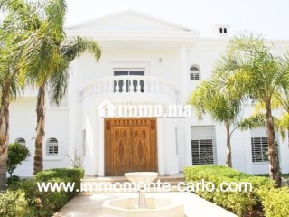 Location villa de prestige au quartier Souissi - Villa à louer - Rabat