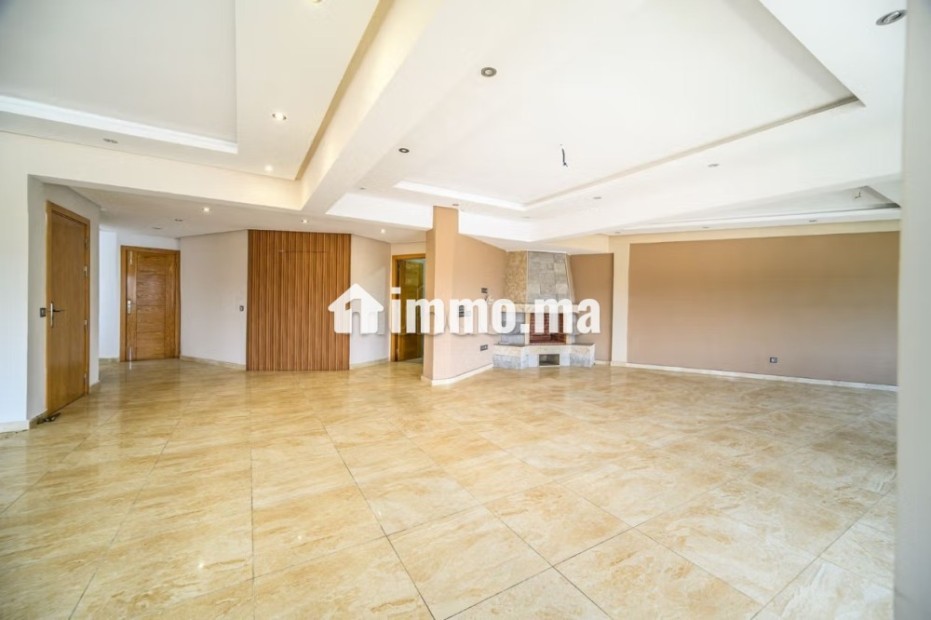 Appartement en location à Bourgogne Ouest sans vis à vis. Surface totale 244 m². Cheminée et concierge - Location Immobilier - Casablanca - photo 8