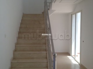 Villa de haut standing à vendre à Riyad.
Surface de 300 m² - Villa à vendre - Rabat