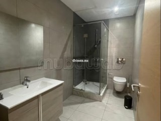 Louez cet appartement. 3 grandes pièces. Ascenseur - Appartement à louer - Rabat