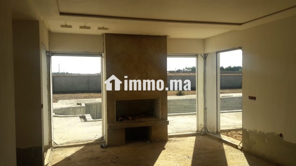Une ferme de 15400m2 avec villa gros ouvres - Vente Immobilier - El Mansouria - photo 3