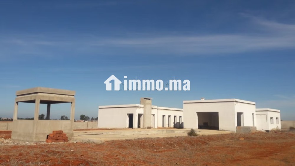 Une ferme de 15400m2 avec villa gros ouvres - Vente Immobilier - El Mansouria - photo 6