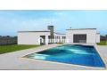 Une ferme de 15400m2 avec villa gros ouvres - miniature 2