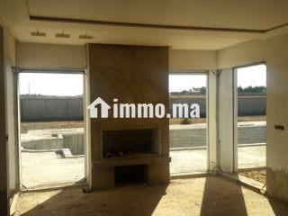 Une ferme de 15400m2 avec villa gros ouvres - Villa à vendre - El Mansouria