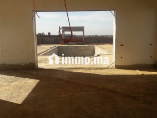 Une ferme de 15400m2 avec villa gros ouvres - Villa à vendre - El Mansouria