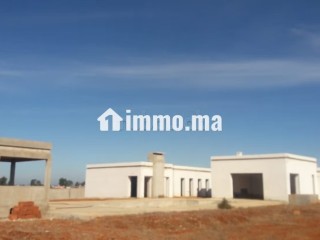 Une ferme de 15400m2 avec villa gros ouvres - Villa à vendre - El Mansouria