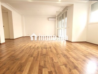 EXCEPTIONNEL Appt 195m² 3ChS 2è étg Garage Massira - Appartement à louer - Casablanca