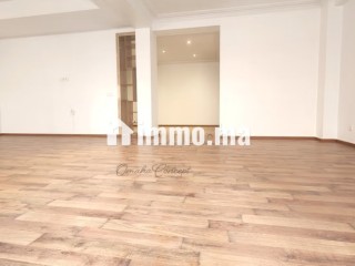 EXCEPTIONNEL Appt 195m² 3ChS 2è étg Garage Massira - Appartement à louer - Casablanca