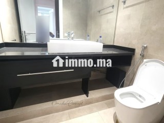 EXCEPTIONNEL Appt 195m² 3ChS 2è étg Garage Massira - Appartement à louer - Casablanca