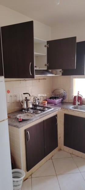 Location d'un appartement à Wifak.
Surface de 70 m².
Places de parking et beau jardin - Vente Immobilier - Temara - photo 3