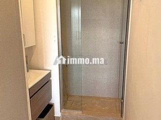Superbe studio Neuf 57m2 Terrasse Garage Bourgogne - Appartement à louer - Casablanca