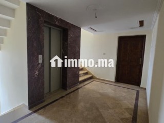 À Vendre – Spacieux Appartement - Appartement à vendre - Agadir