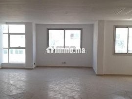 Plateau bureau 80m/Résidence Récente/Étg 02/Twin - Bureau à louer - Casablanca
