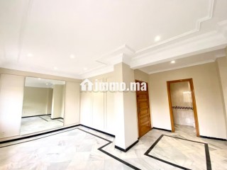 Magnifique appartement 3 chambres en location vide à Racine - Appartement à louer - Casablanca