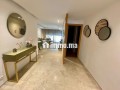 Appartement en location à Bourgogne Ouest.
Surface de 116 m².
Meublé - miniature 4