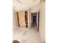 Vend appartement à Guéliz. 2 belles chambres. Antenne parabolique, résidence sécurisée - miniature 3