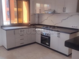 Vend appartement à Guéliz. 2 belles chambres. Antenne parabolique, résidence sécurisée - Appartement à vendre - Marrakech