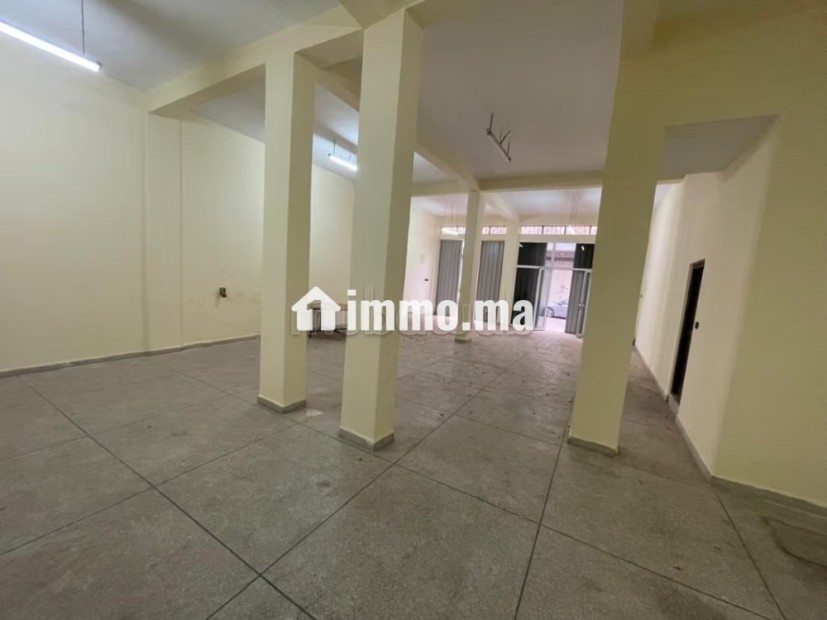 Magasin à loue Tilila avec une surface de 120m2 - Location Immobilier - Agadir - photo 1