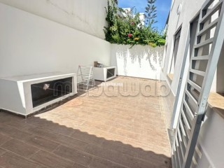 Très bel appartement en location à Oasis. 3 grandes pièces. Ascenseur et places de parking - Appartement à louer - Casablanca