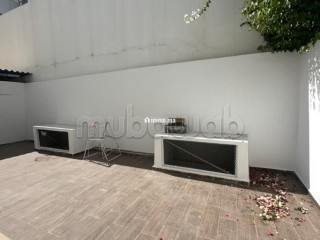 Très bel appartement en location à Oasis. 3 grandes pièces. Ascenseur et places de parking - Appartement à louer - Casablanca