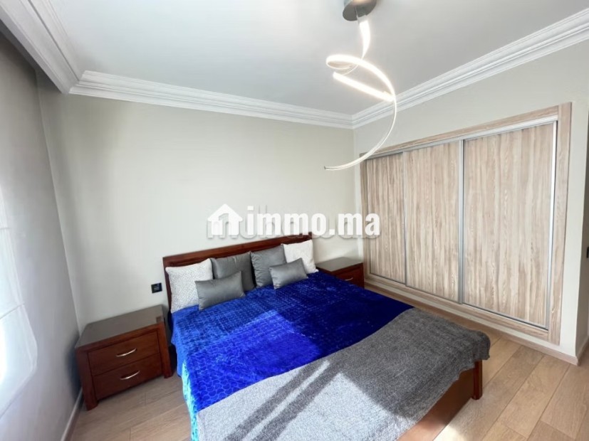 Sublime Appartement de 2 chambres avec chambres du personnel en plein Quartier RACINE entièrement meublé avec goût - Location Immobilier - Casablanca - photo 7