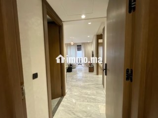 Studio joliment décoré au coeur de l'oasis - Appartement à louer - Casablanca