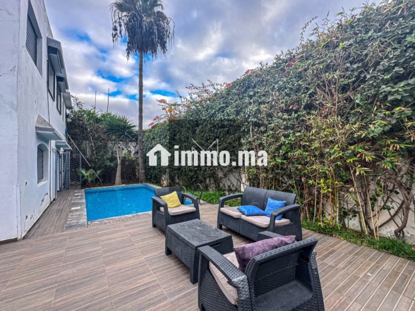 Villa À Louer à Ain Diab avec piscine - Location Immobilier - Casablanca - photo 1